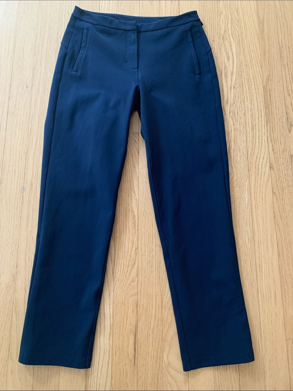 Lululemon On The Move Pant True Navy Size 4 Tailored Travel Stretchy Comfy